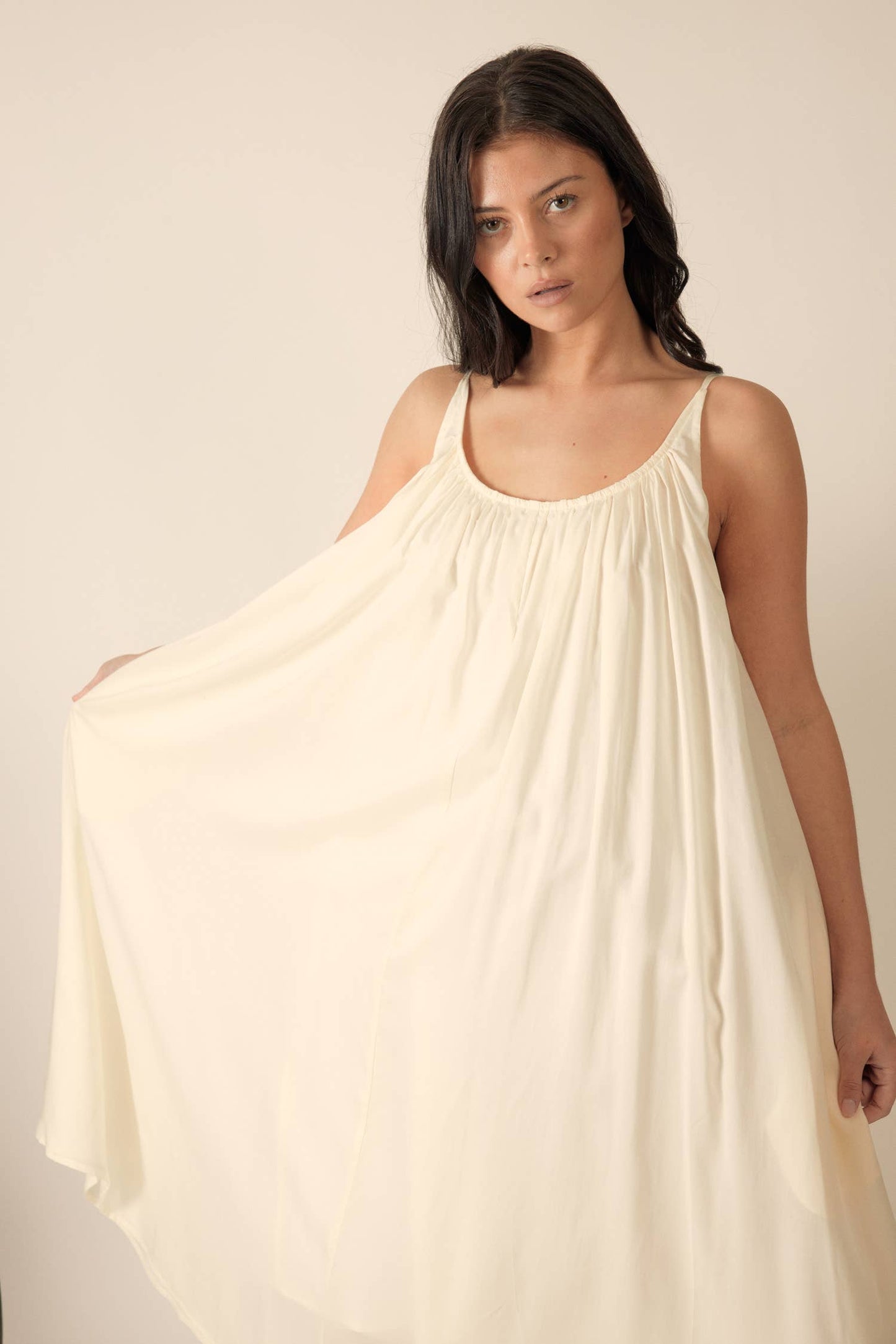 Low-back cami dress: / Ecro / 100% Tencel