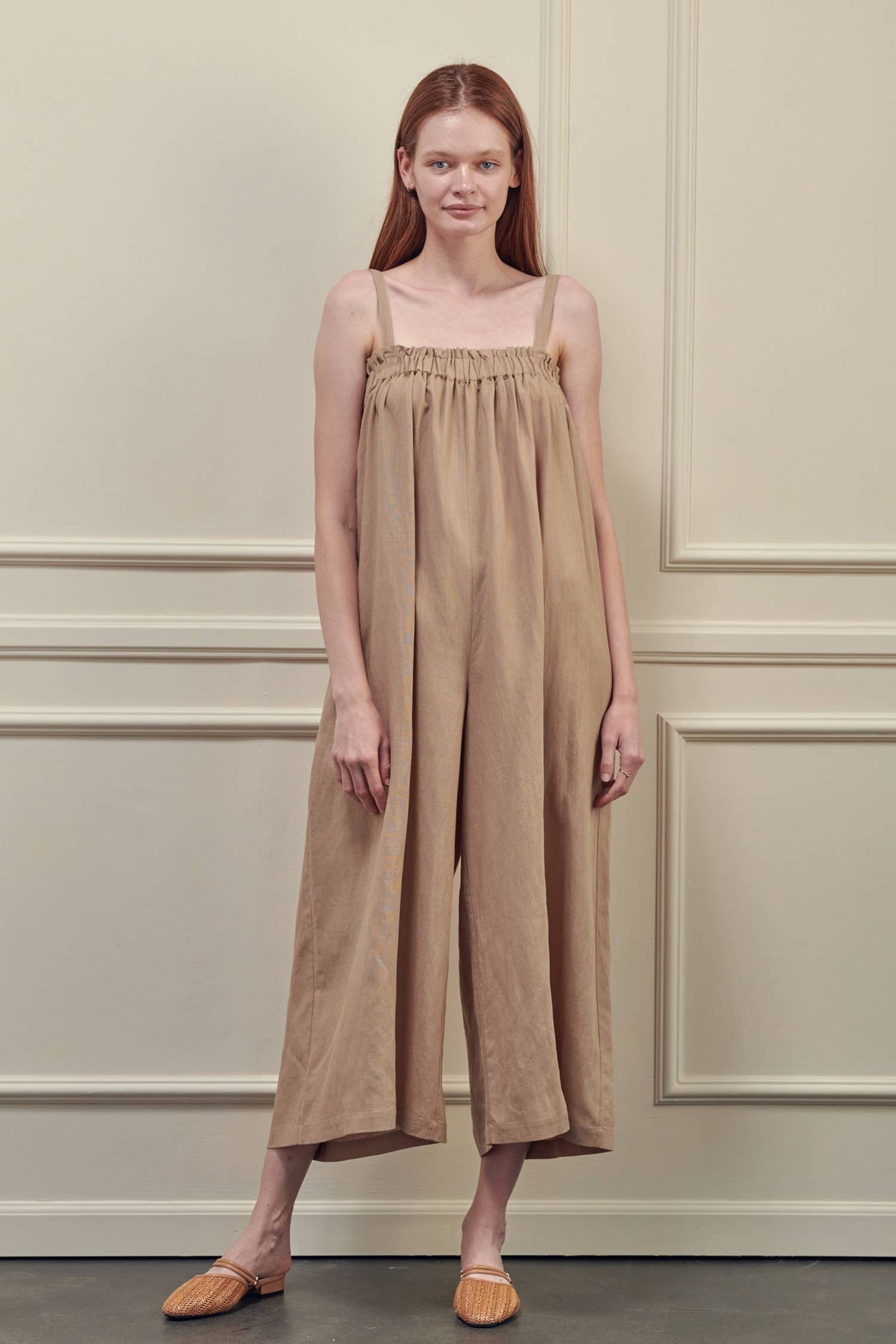 Strap wide leg jumpsuit: Mocha / 60% Tencel 40% Linen