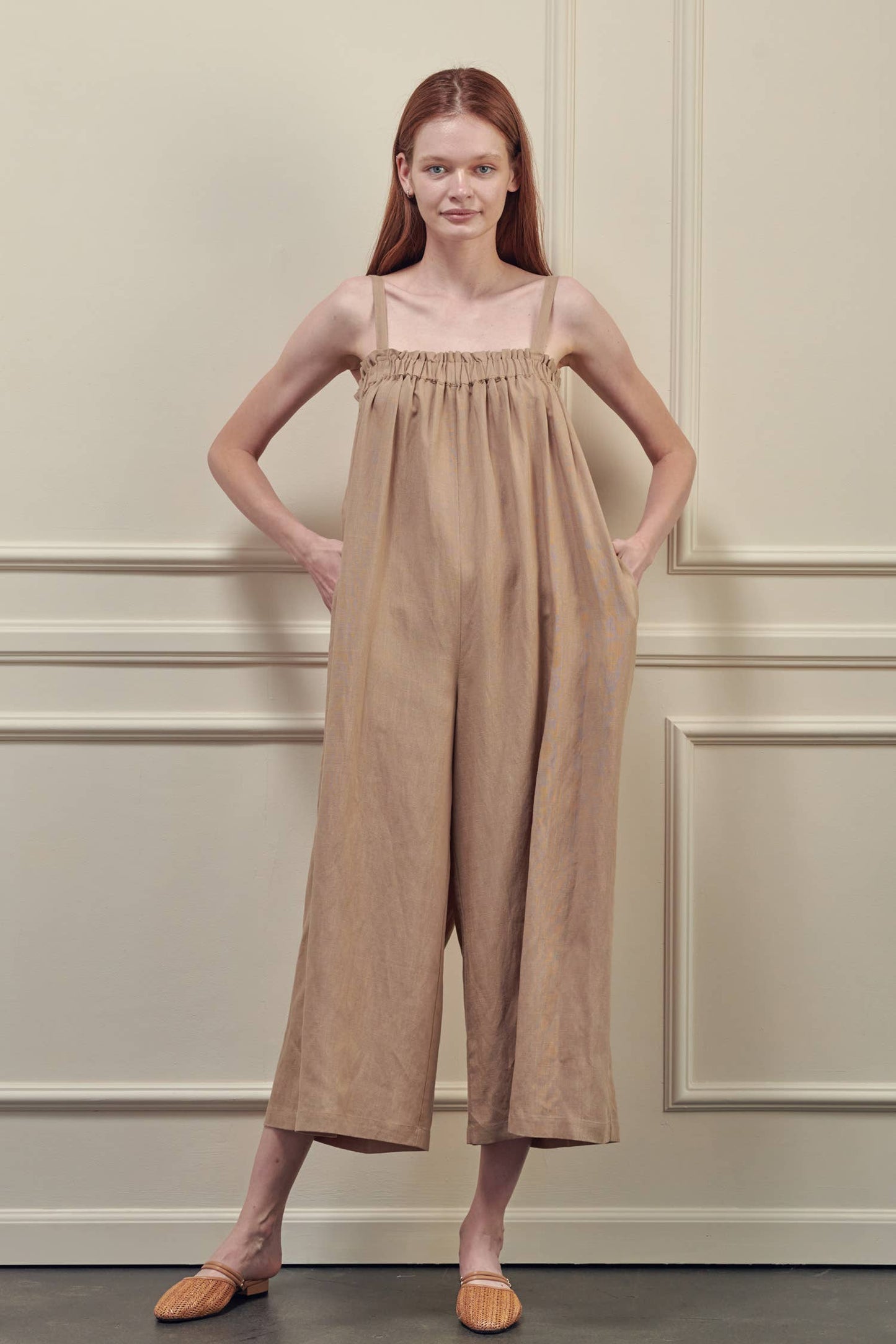 Strap wide leg jumpsuit: Mocha / 60% Tencel 40% Linen